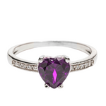 Złoty pierścionek wykonany z białego złota z naturalnym Ametystem w kształcie serca 1,4 ct